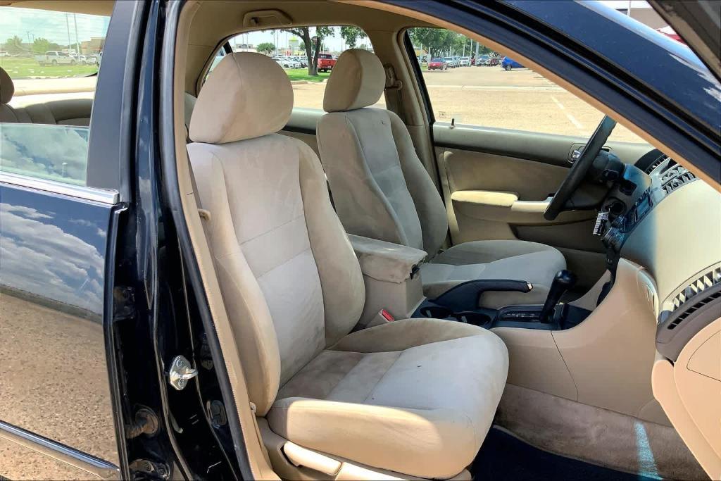 used 2004 Honda Accord car, priced at $5,543