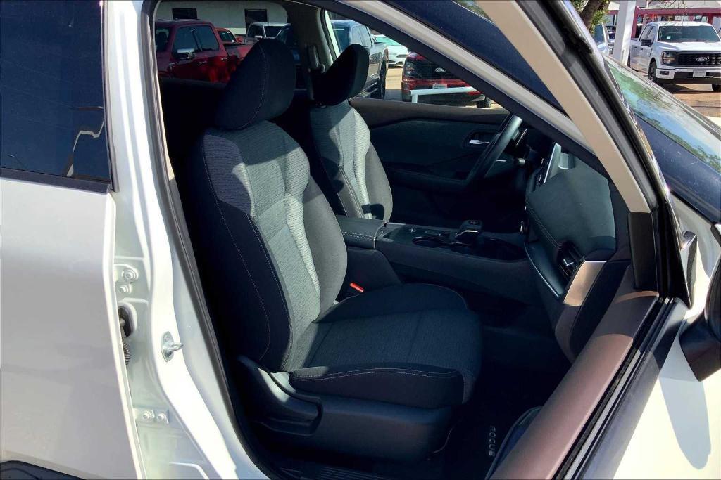 used 2021 Nissan Rogue car, priced at $18,976