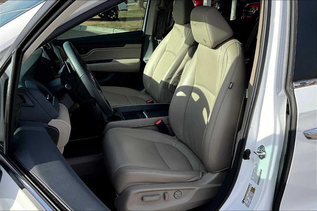 used 2023 Honda Odyssey car, priced at $38,000