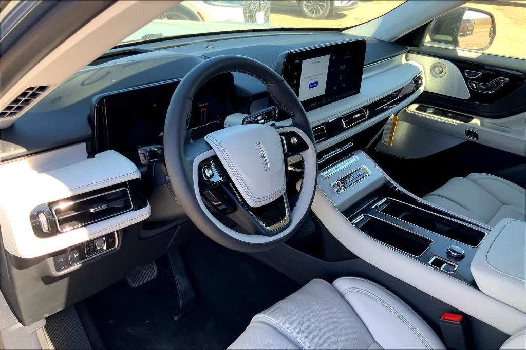 new 2025 Lincoln Aviator car, priced at $75,185