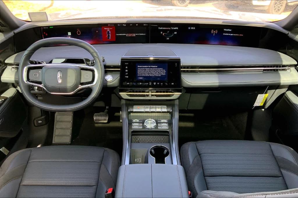 new 2025 Lincoln Nautilus car, priced at $63,205