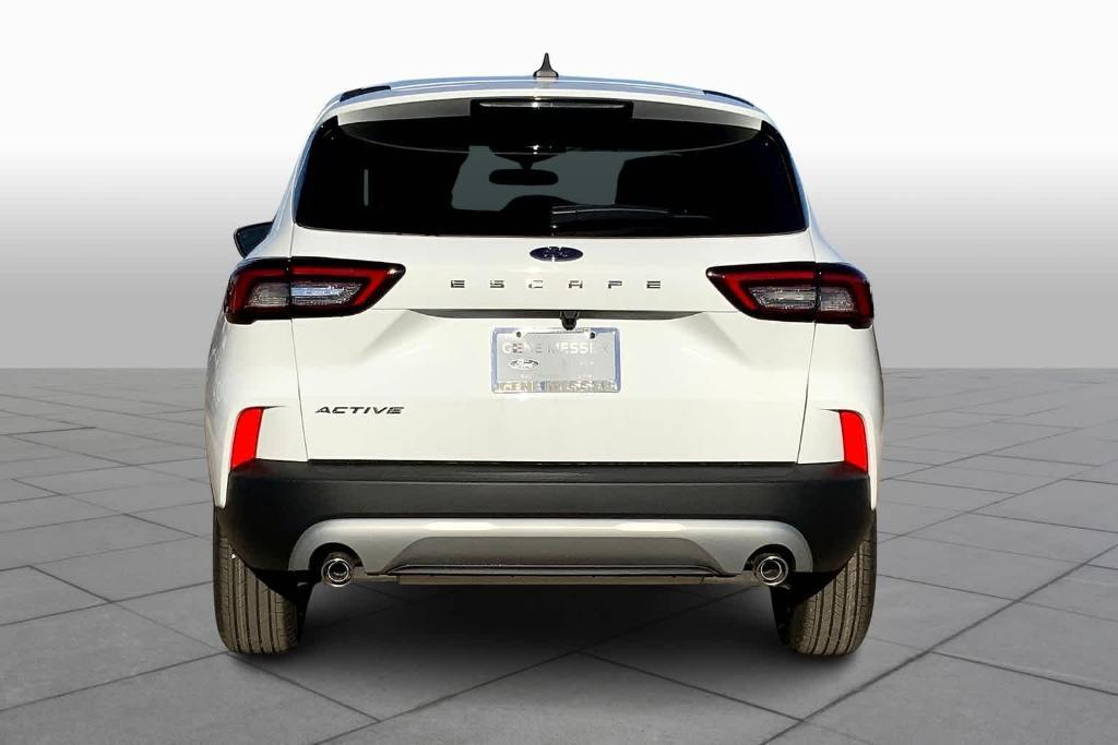 new 2025 Ford Escape car, priced at $29,990