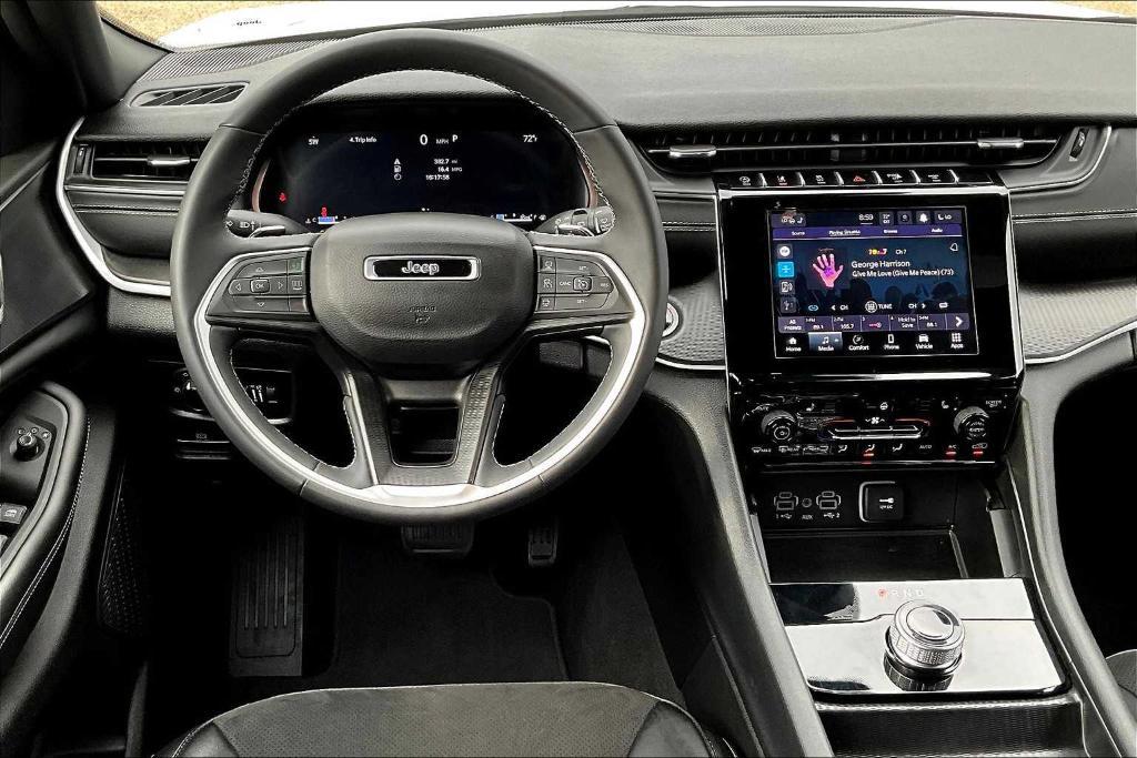 used 2024 Jeep Grand Cherokee L car, priced at $33,332