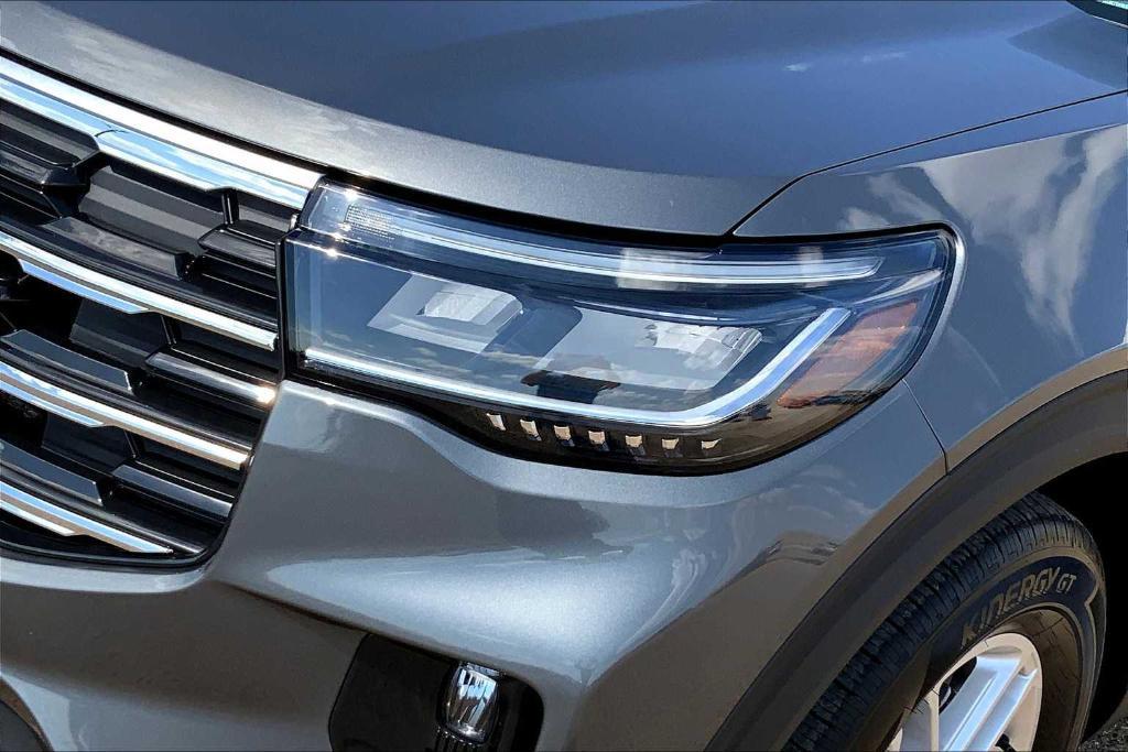 new 2025 Ford Explorer car, priced at $42,815