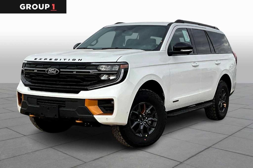 new 2025 Ford Expedition car, priced at $84,940