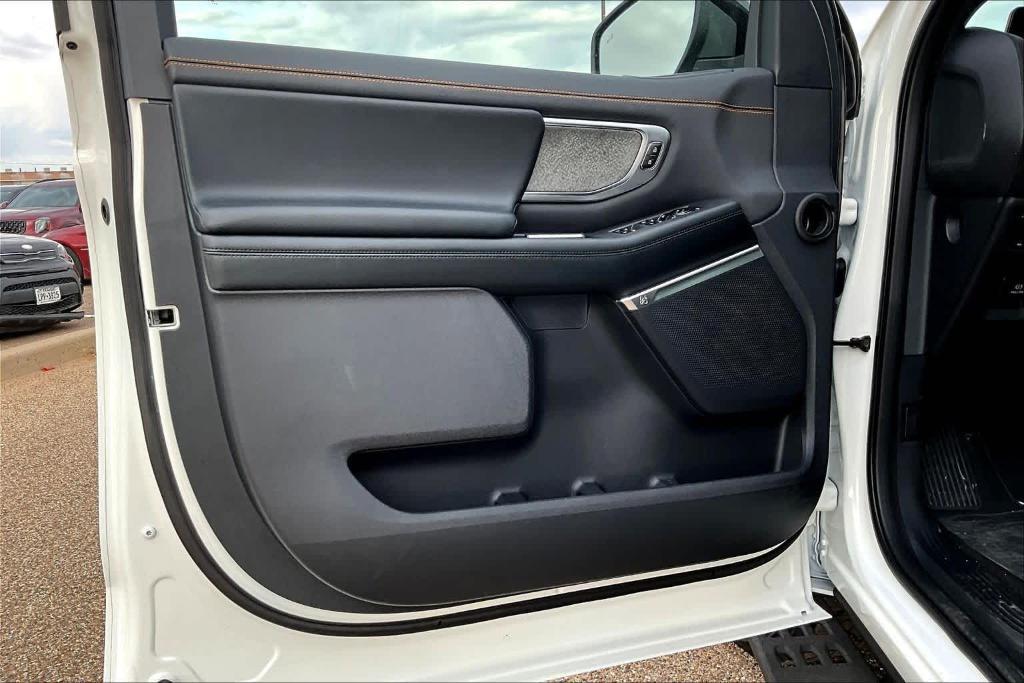 new 2025 Ford Expedition car, priced at $84,940