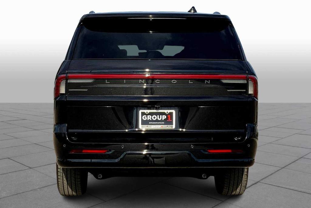 new 2025 Lincoln Navigator L car, priced at $106,615