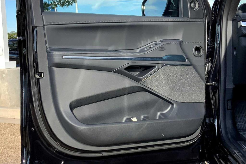 new 2025 Lincoln Navigator L car, priced at $106,615