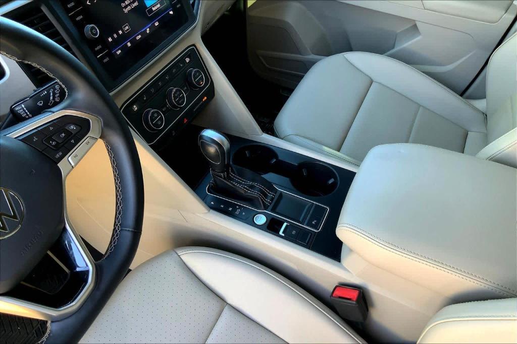 used 2021 Volkswagen Atlas car, priced at $18,043