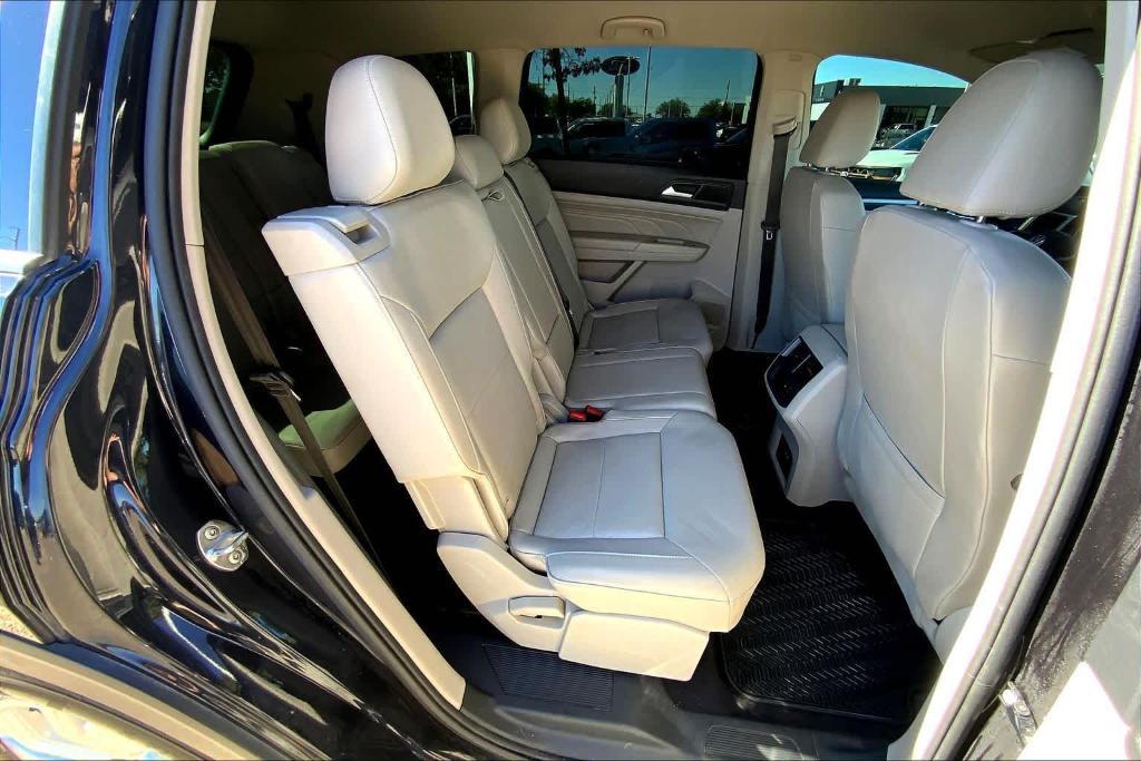 used 2021 Volkswagen Atlas car, priced at $18,043
