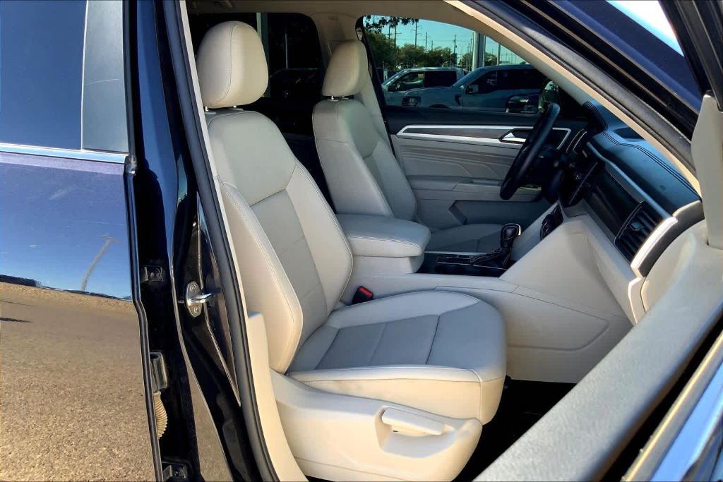 used 2021 Volkswagen Atlas car, priced at $18,043