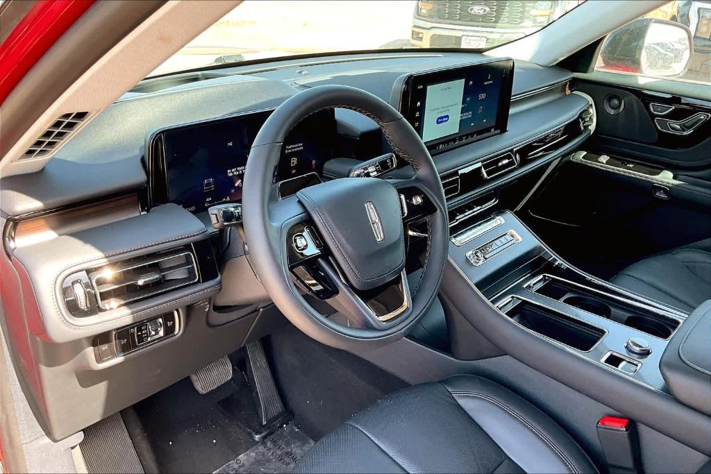 new 2025 Lincoln Aviator car, priced at $67,075