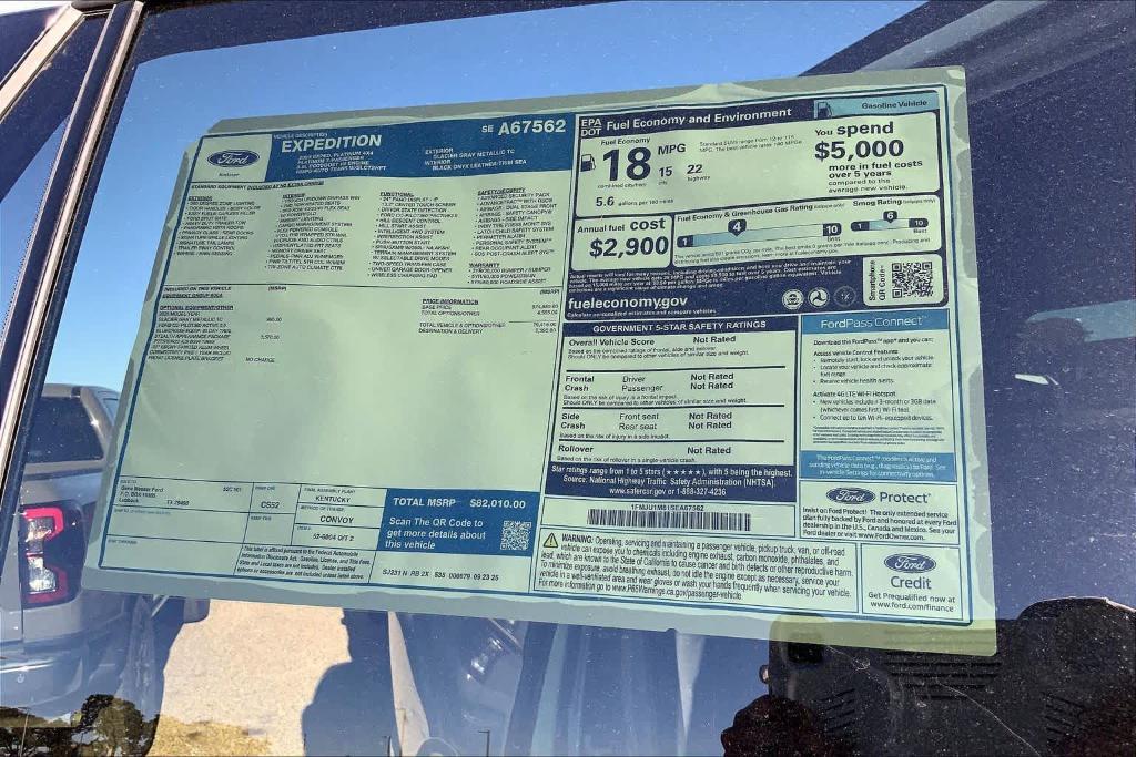 new 2025 Ford Expedition car, priced at $80,510