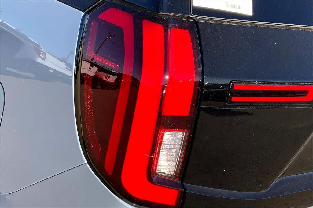 new 2025 Ford Expedition car, priced at $80,510