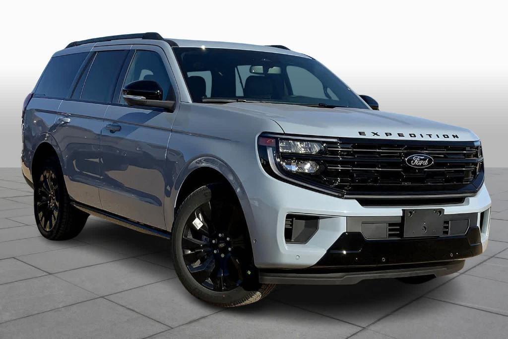 new 2025 Ford Expedition car, priced at $80,510