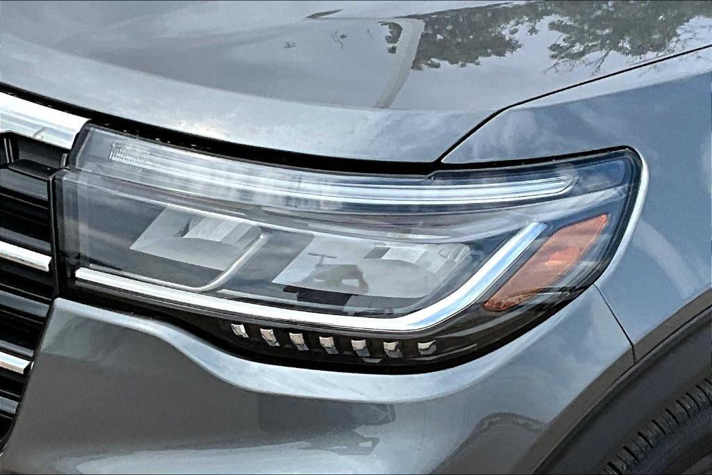 new 2025 Ford Explorer car, priced at $43,115
