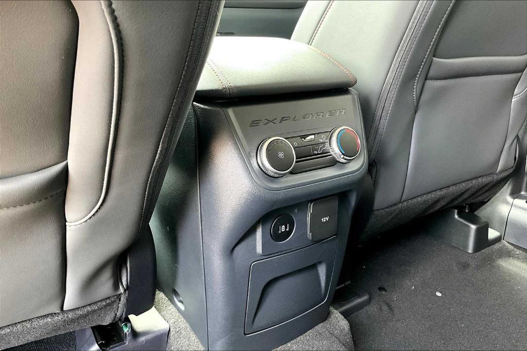 new 2025 Ford Explorer car, priced at $43,115
