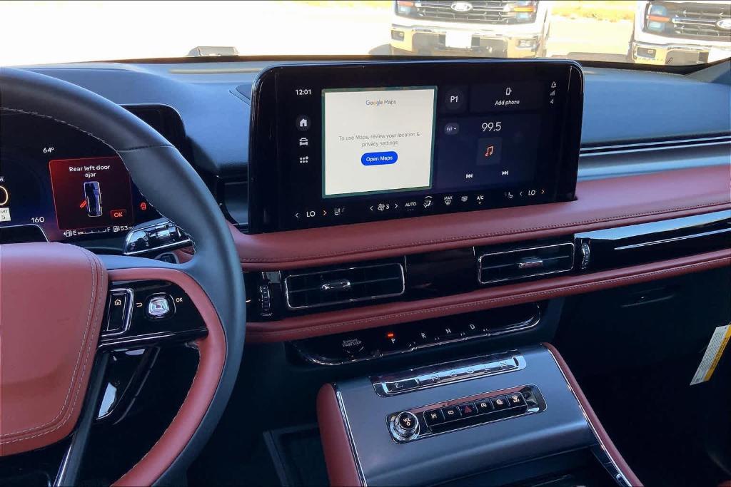 new 2025 Lincoln Aviator car, priced at $77,725