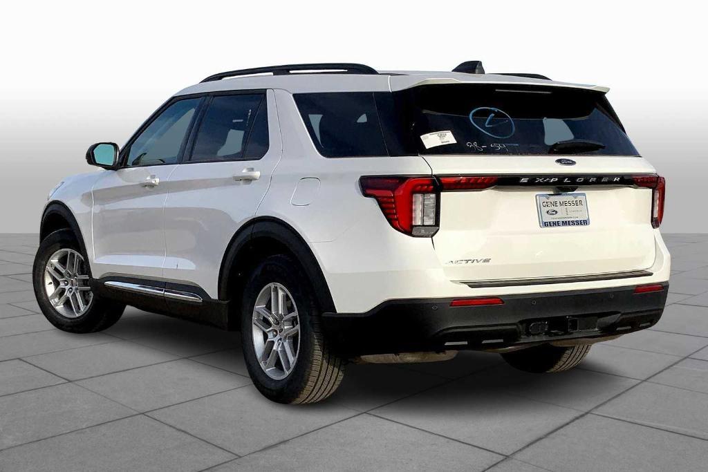 new 2025 Ford Explorer car, priced at $40,745