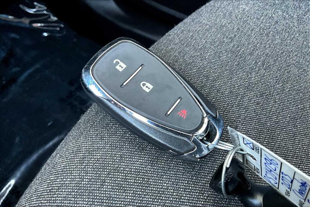 used 2023 Chevrolet Equinox car, priced at $22,353