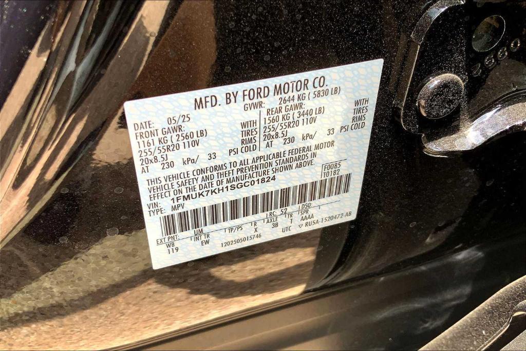 new 2025 Ford Explorer car, priced at $43,090