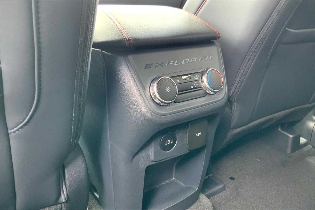 new 2025 Ford Explorer car, priced at $43,090