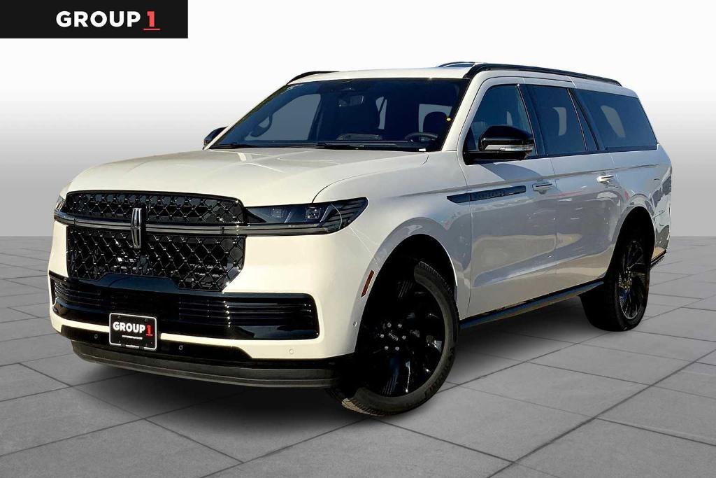 new 2025 Lincoln Navigator L car, priced at $108,015