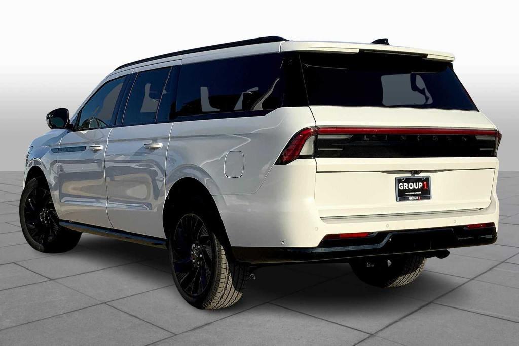 new 2025 Lincoln Navigator L car, priced at $107,015