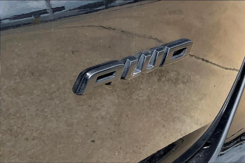 used 2024 Ford Edge car, priced at $31,068