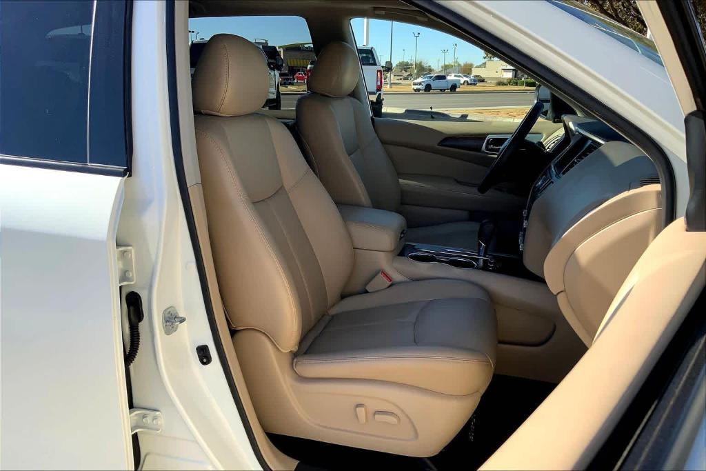 used 2020 Nissan Pathfinder car, priced at $22,551