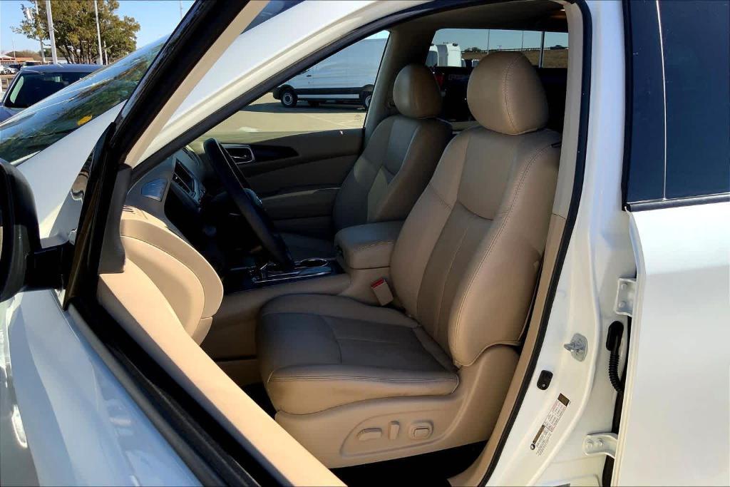 used 2020 Nissan Pathfinder car, priced at $22,551