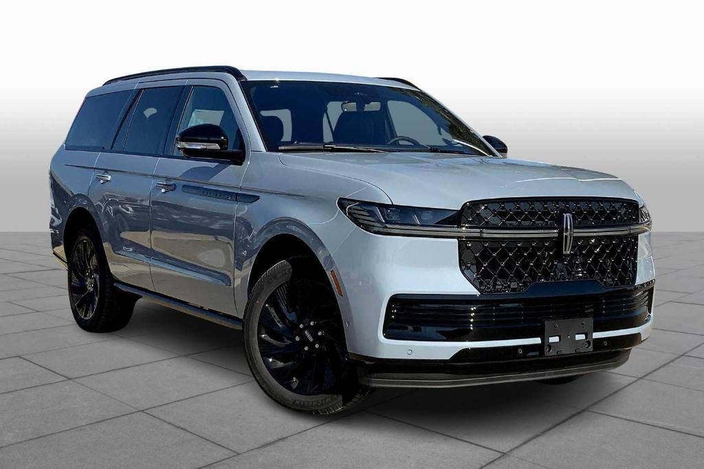new 2025 Lincoln Navigator car, priced at $103,440