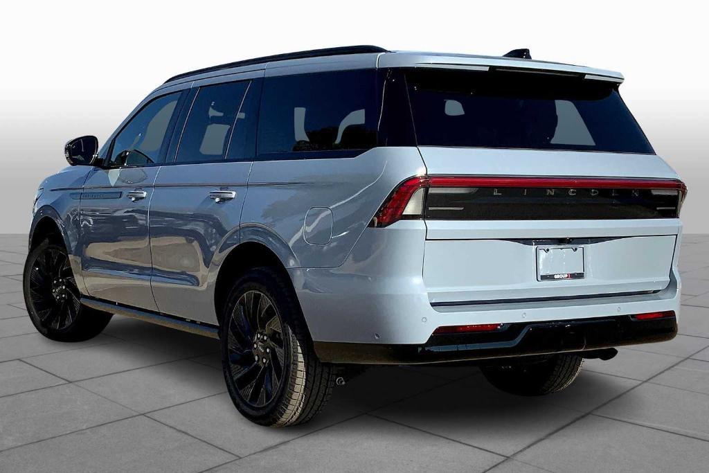 new 2025 Lincoln Navigator car, priced at $103,440