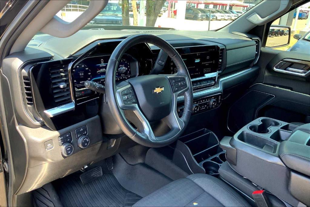 used 2022 Chevrolet Silverado 1500 car, priced at $38,156
