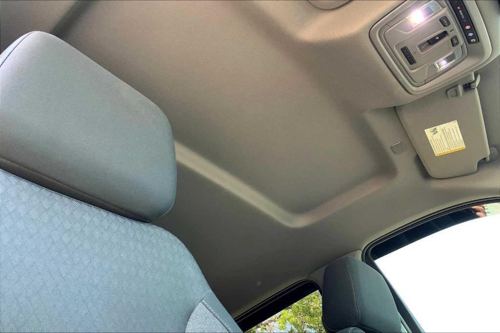 used 2022 Chevrolet Silverado 1500 car, priced at $38,156