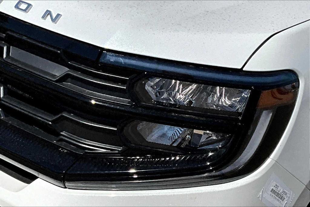 new 2025 Ford Expedition car, priced at $70,340