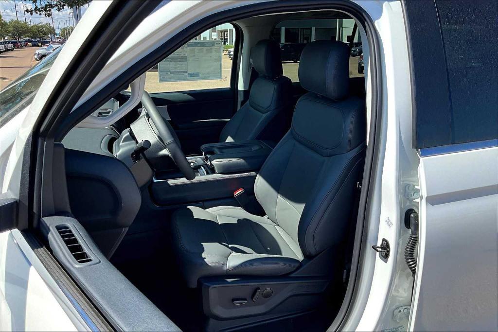 new 2025 Ford Expedition car, priced at $70,340