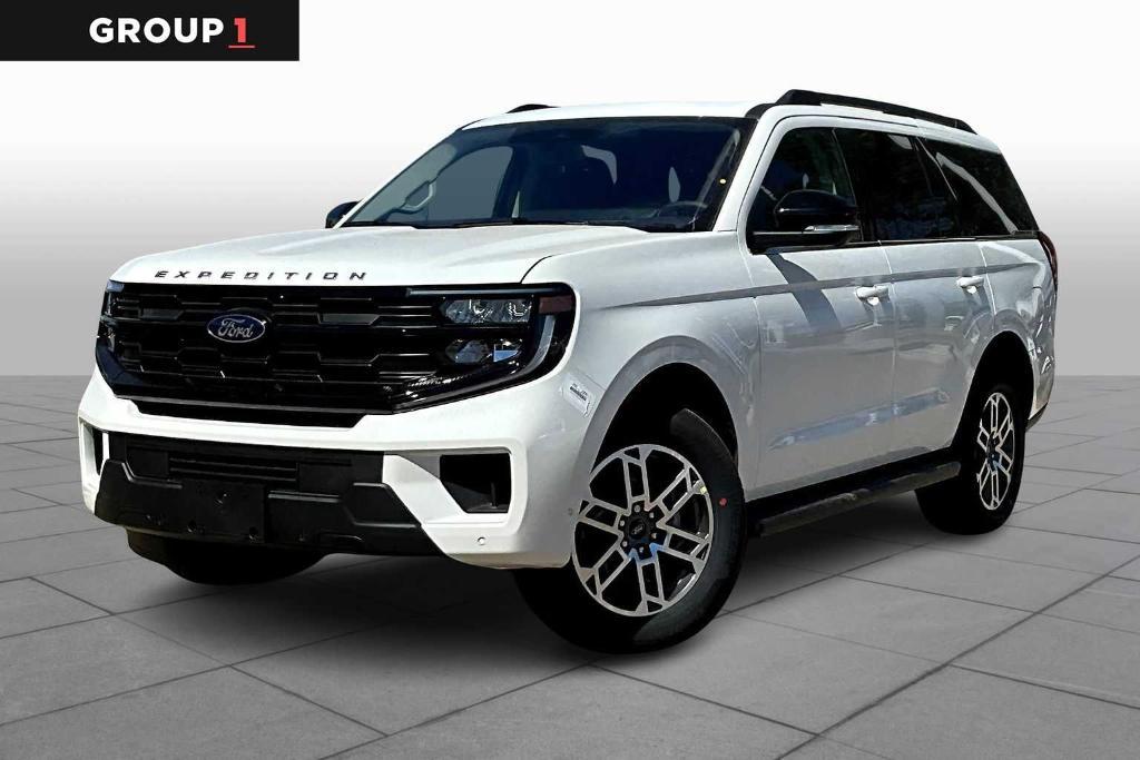 new 2025 Ford Expedition car, priced at $70,340