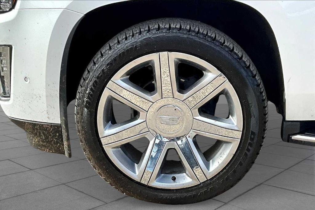 used 2020 Cadillac Escalade car, priced at $47,739