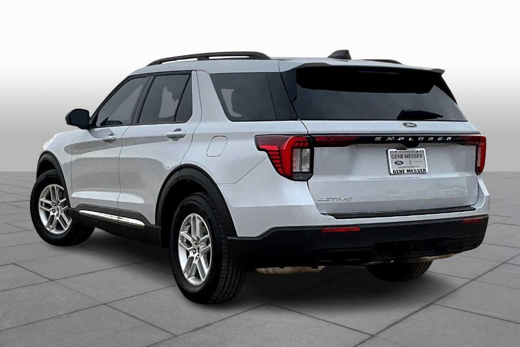 new 2025 Ford Explorer car, priced at $39,950