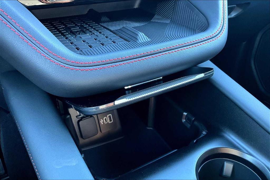 new 2025 Ford Explorer car, priced at $46,975