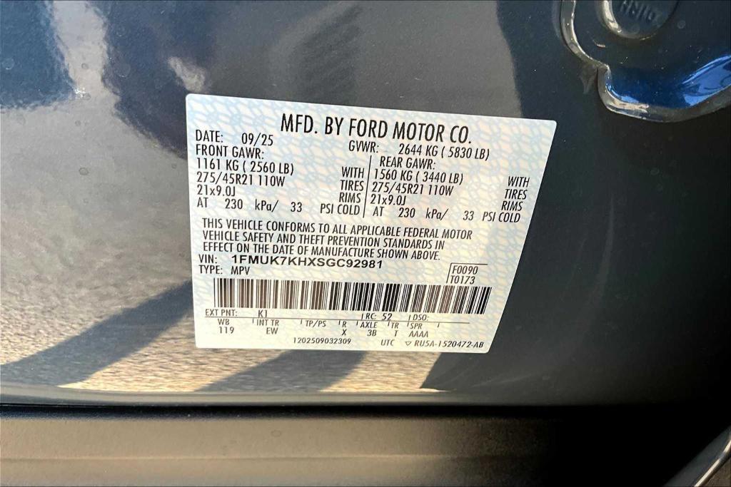 new 2025 Ford Explorer car, priced at $46,975