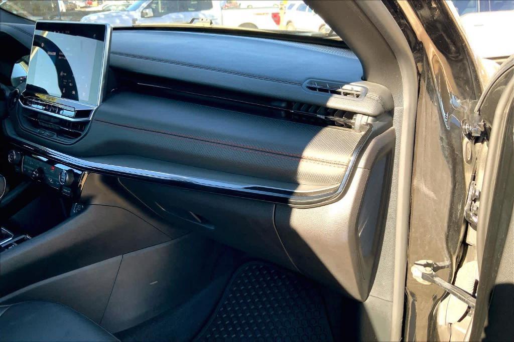 used 2024 Jeep Compass car, priced at $23,070