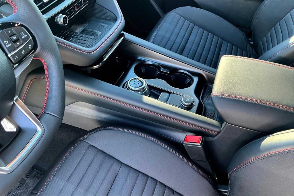 new 2025 Ford Explorer car, priced at $47,275