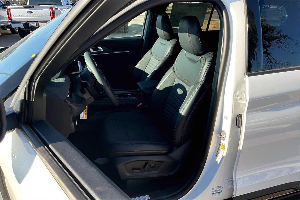 new 2025 Ford Explorer car, priced at $47,275