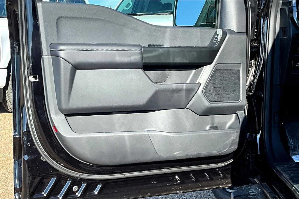 new 2025 Ford F-150 car, priced at $44,290