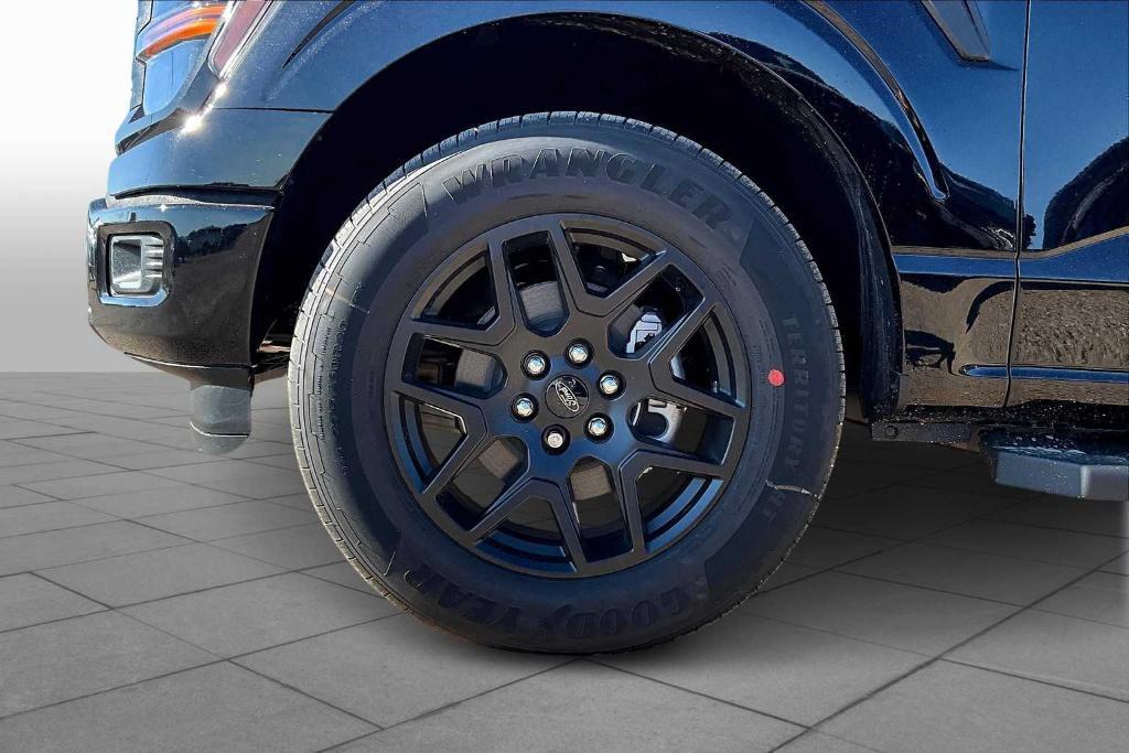 new 2025 Ford F-150 car, priced at $44,290