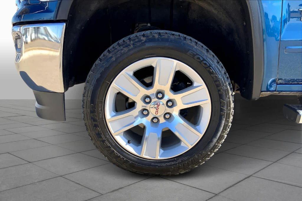 used 2018 GMC Sierra 1500 car, priced at $26,081