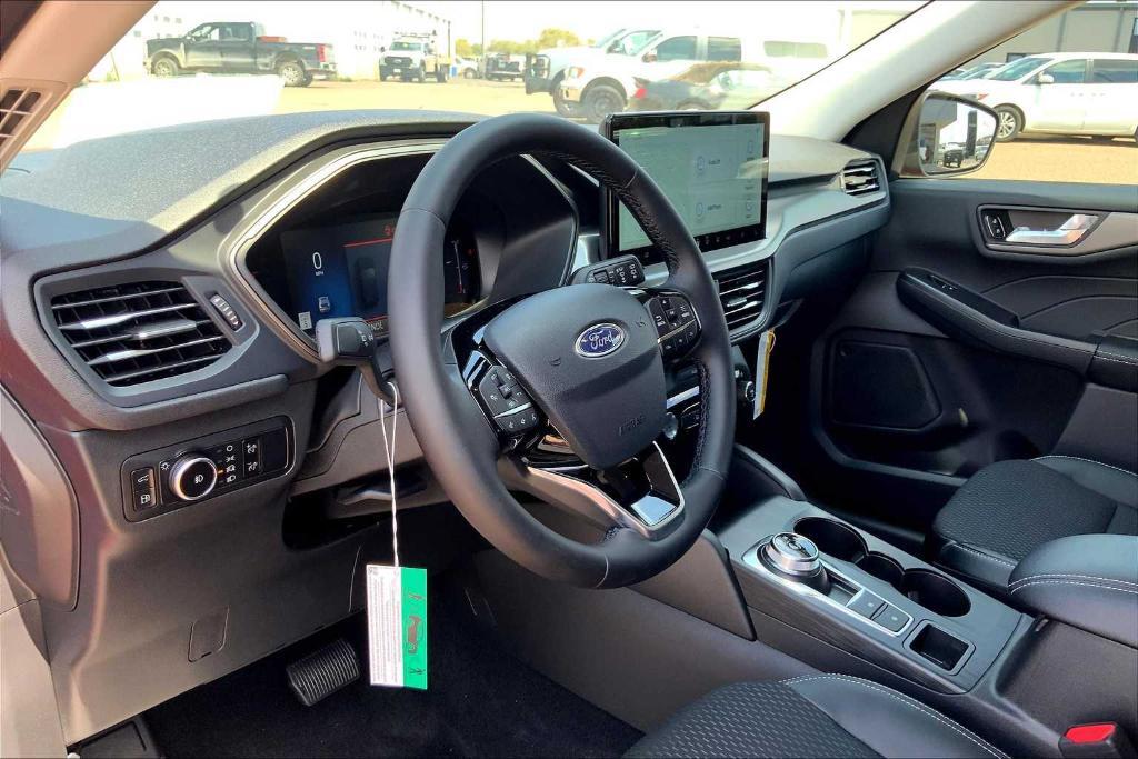 new 2025 Ford Escape car, priced at $31,450