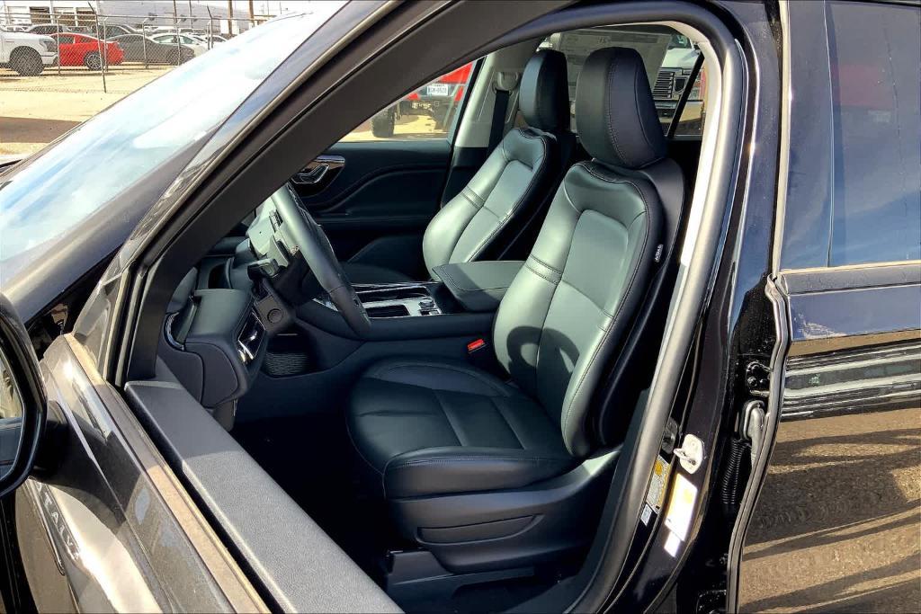 new 2025 Lincoln Aviator car, priced at $67,135